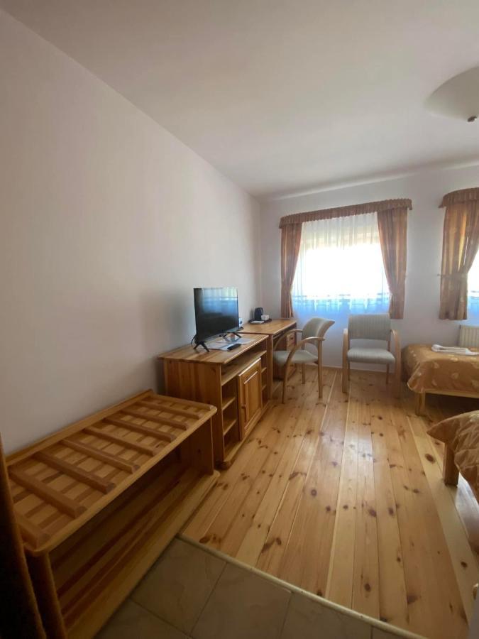 Osrodek Wrzosowa Gora - Pokoje Ruciane-Nida Exterior foto