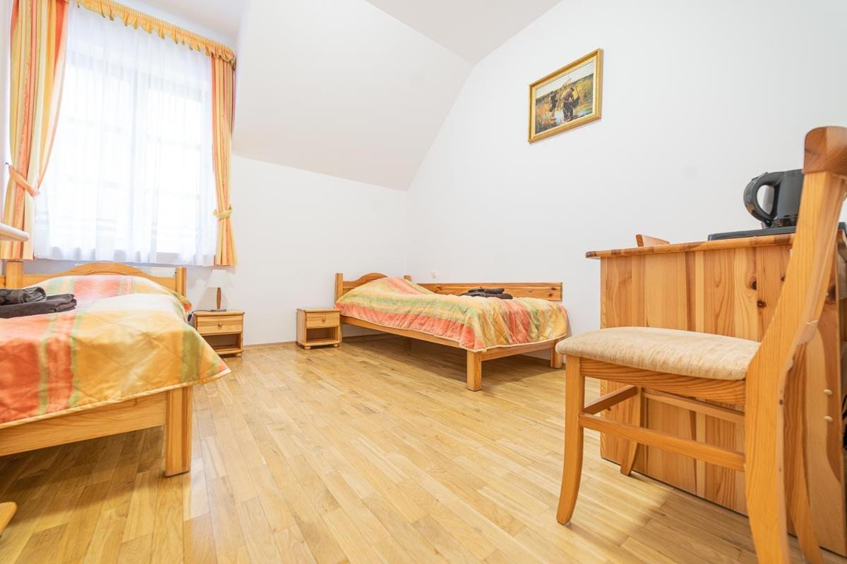 Osrodek Wrzosowa Gora - Pokoje Ruciane-Nida Exterior foto